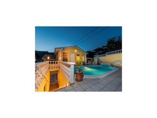 Villa Rabac Buitenaudio-opname 11