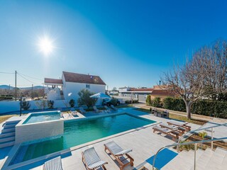 Ferienhaus Galovac Außenaufnahme 7