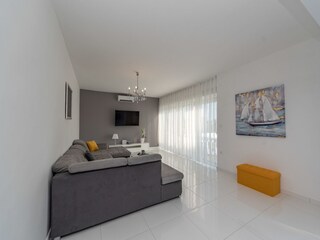 Holiday house Galovac Features 24