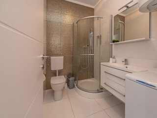 Holiday house Galovac Features 35