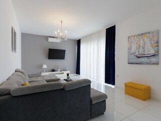 Holiday house Galovac Features 18