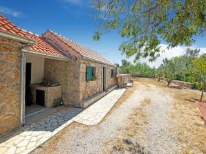 Holiday house Charming Holiday Home in Seline with Garden - Seline - image1