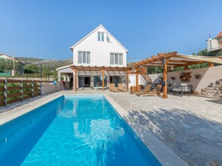 Maison de vacances Brodarica Enregistrement extérieur 9