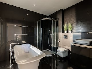 Villa Kozino Features 28