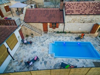 Ferienhaus Zapužane Außenaufnahme 9