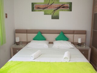 Apartment Grebastica Ausstattung 26