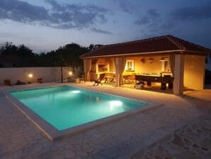 Villa de luxe à Pridraga avec piscine - Pridraga - image1