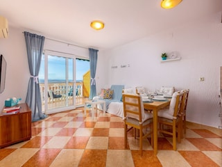 Apartment Dramalj Features 10
