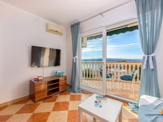Apartment Dramalj Features 8
