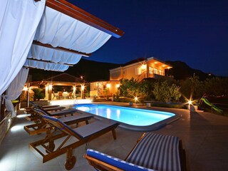 Villa Kaštel Lukšić Enregistrement extérieur 16