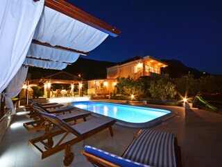 Villa Kaštel Lukšić Outdoor Recording 8