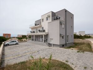 Lovely Apartment in Novalja near Seabeach and Town Centre - Stara Novalja - image1