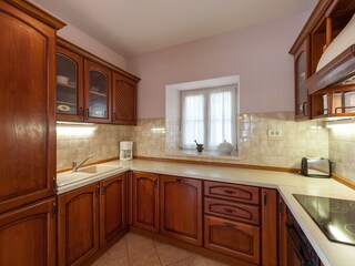 Villa Sumartin Features 25
