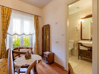 Villa Sumartin Features 18