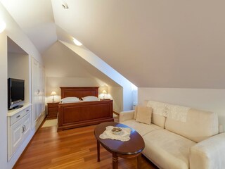 Villa Sumartin Features 15