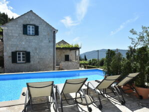 Villa authentique avec piscine à Gruda - Mihanici - image1