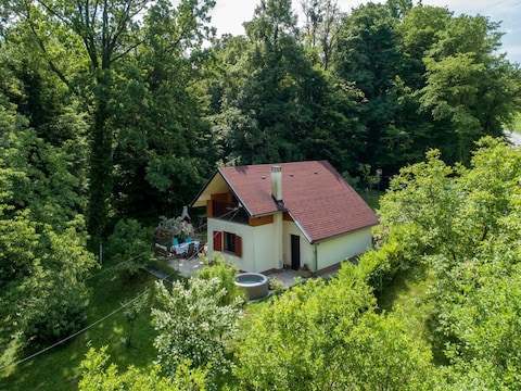 Maison de vacances Séjour de charme à Sveti Križ