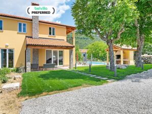 Ferienhaus Casa vacanze a Buzet con terrazza