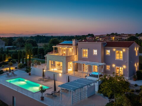 Villa Design Aqua
