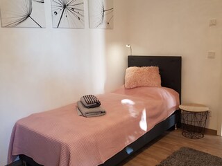 Schlafzimmer II