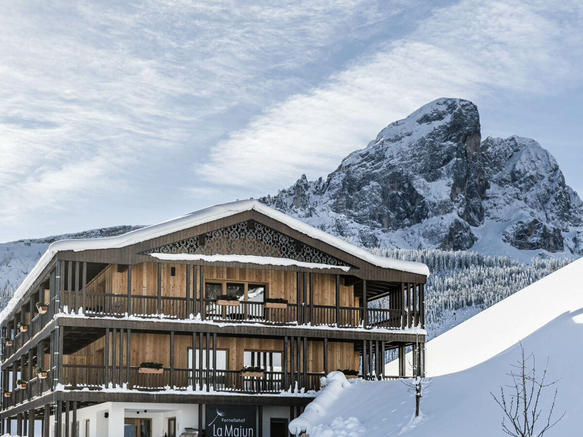 Fornellahof-La Majun mit unserem Hausberg Peitlerkofel