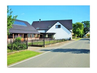 40m Fußweg zur Gaststätte