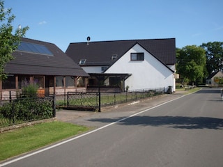 Ansicht der gaststätte von dem Ferienhaus
