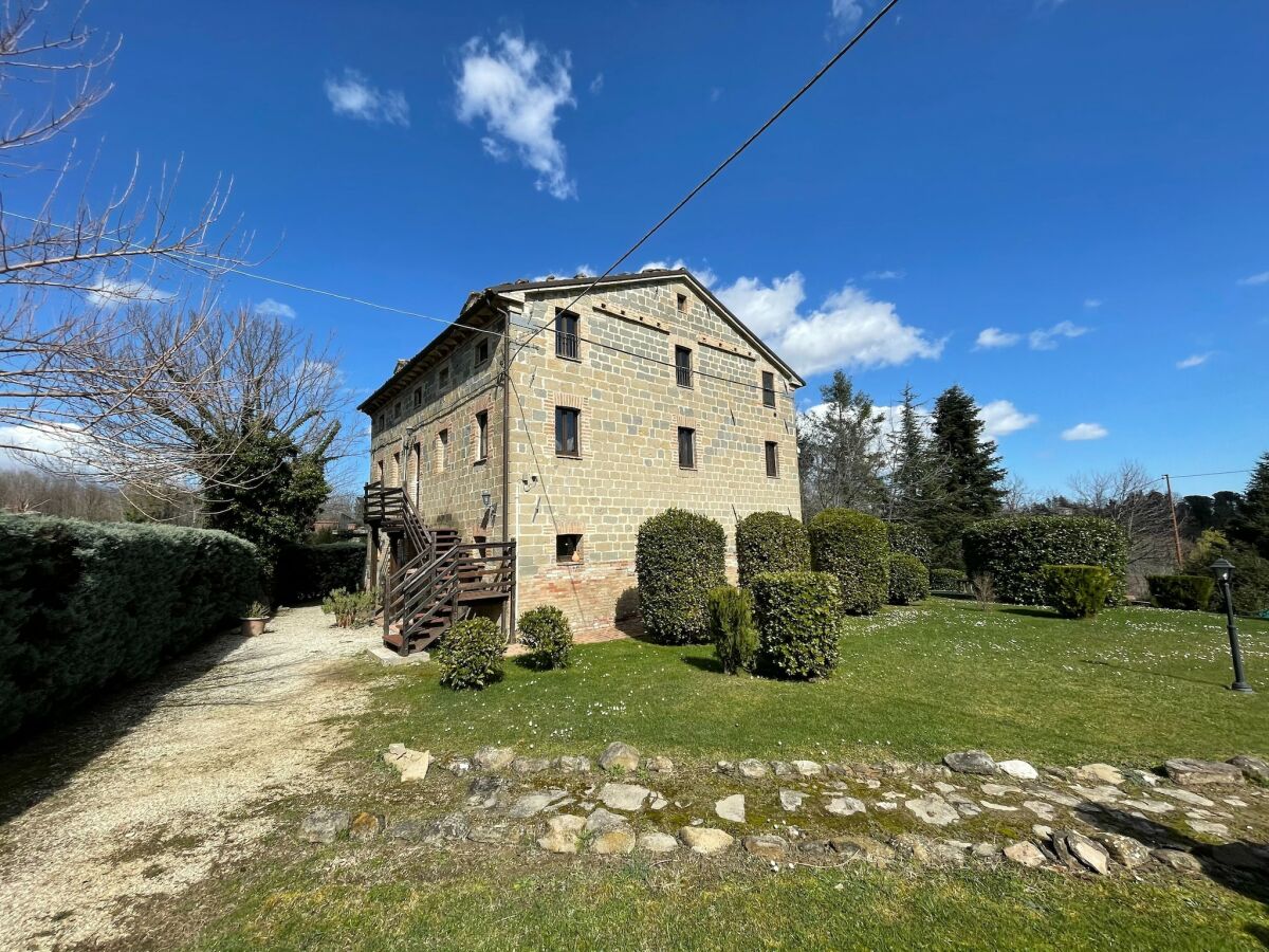 Ferienhaus Amandola Außenaufnahme 13