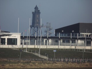 Meerwasserwellenbad "Watt'n Bad" mit Leuchtturm