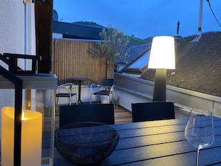 Abends auf dem Balkon