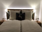 neues Boxspringbett mit  LED