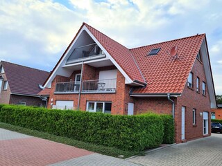 Der oberste Balkon gehört zur Ferienwohnung