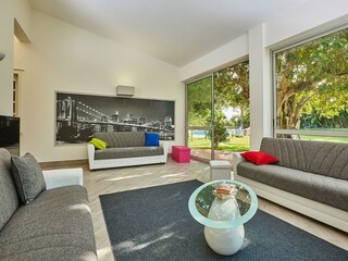 Villa Pozzallo Características 38