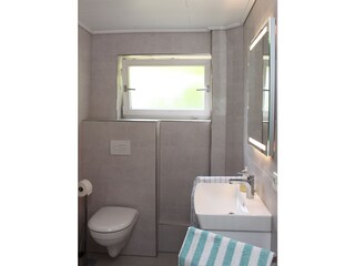 Modernes Badezimmer