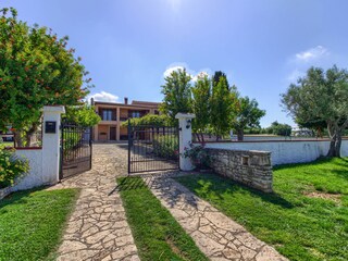 Villa Sani mit privatem Pool bei Pula