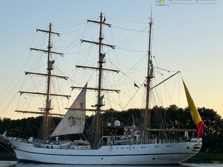 Auch Segelschiffe passieren hin und wieder den NOK