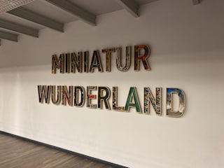 Hamburg ca. eine  Autostunde entfernt