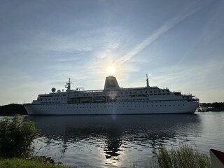 Sommer, Sonne, Schiffe gucken