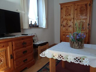 Wohnzimmer mit TV Flachbild