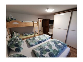 D1BE5A7C-0E7B-49F9-9689-B5A7A149187F