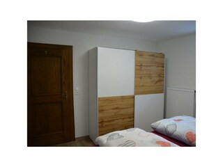 EDF84792-AEEA-48F6-8C21-E7B5ABB50EFF