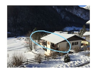 Blick auf Balkone der FEWO - Hintergrund Snowland