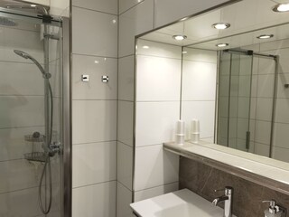 Badzimmer Wohnung Nr. 2, 1. Stock