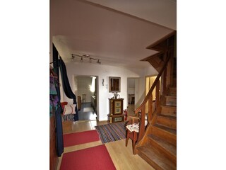 1.OG Vorraum Blick ins Schlosszimmer