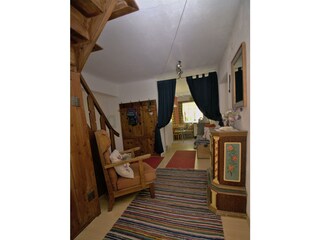 1.OG Blick vom Wohnzimmer in den Vorraum