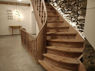 Aufgang in die 2. Etage