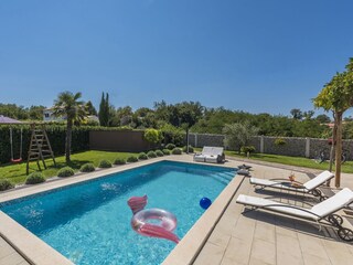 Villa Nedescina Entorno 18