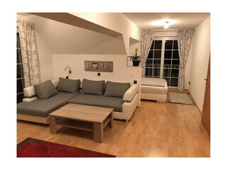 Apartment_Tinney_Wohn-Schlafzimmer