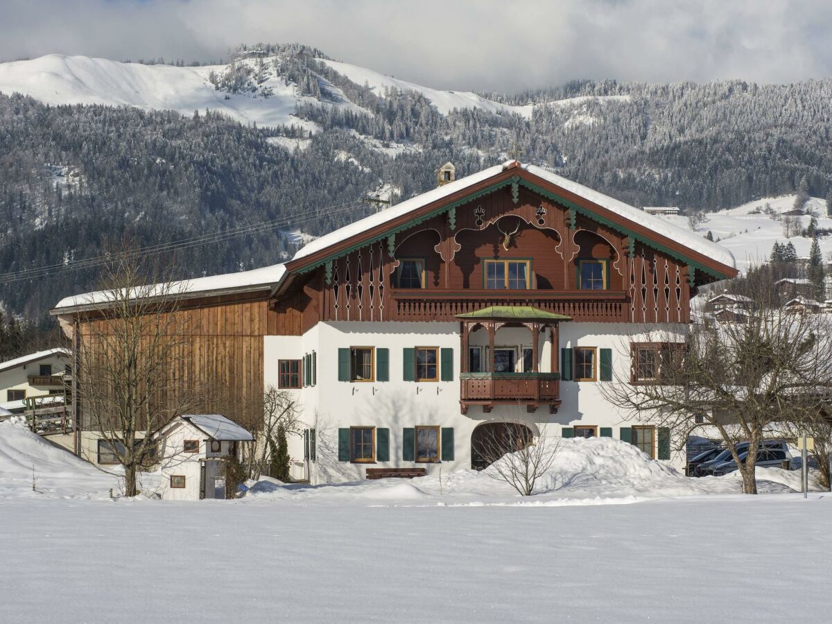 Leindlhof_Huette_40_Koessen_Haus_Winter_web