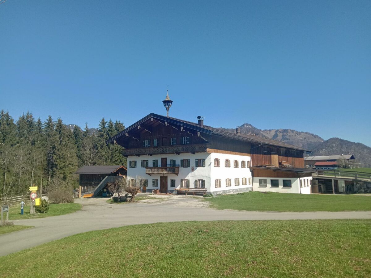 Kaiserwinkl. Kössen, Bichlach_Bauernhaus Hechenbic